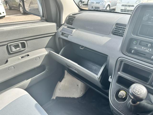 ハイゼットカーゴ ＤＸ　５速マニュアル　車検２年　４ＷＤ　１ヶ月保証　修復歴なし　両側スライドドア　エアコン　パワーステアリング　運転席エアバッグ（20枚目）
