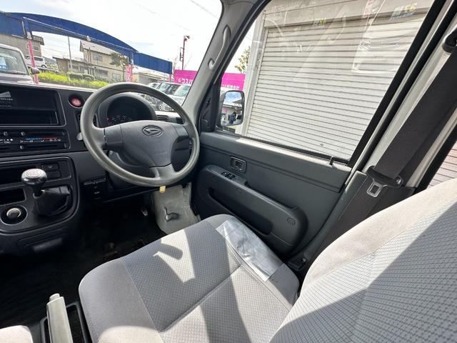 ハイゼットカーゴ ＤＸ　５速マニュアル　車検２年　４ＷＤ　１ヶ月保証　修復歴なし　両側スライドドア　エアコン　パワーステアリング　運転席エアバッグ（22枚目）