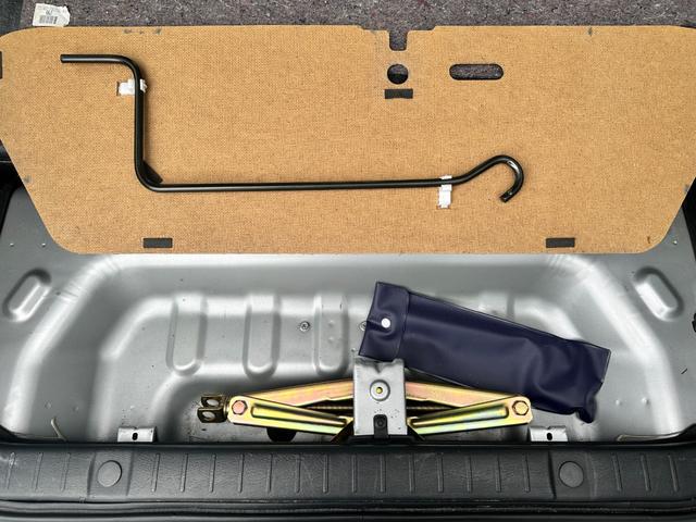 ジムニー ＸＣ　４ＷＤ　ターボ　車検２年　１ヶ月保証　修復歴なし　禁煙車　キーレスキー　電動格納ミラー　エアコン（34枚目）