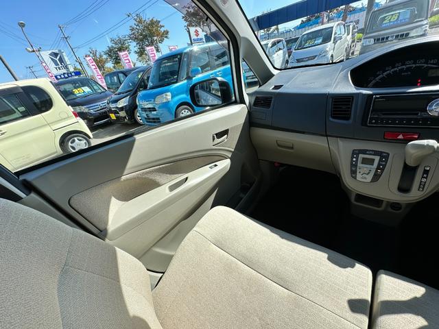 ムーヴ L 車検2年 1ヶ月保証 修復歴あり 禁煙車 キーレスエントリー ベンチシート AT 盗難防止システム CD アルミホイール 衝突安全ボディ エアコン パワーステアリング(19枚目)