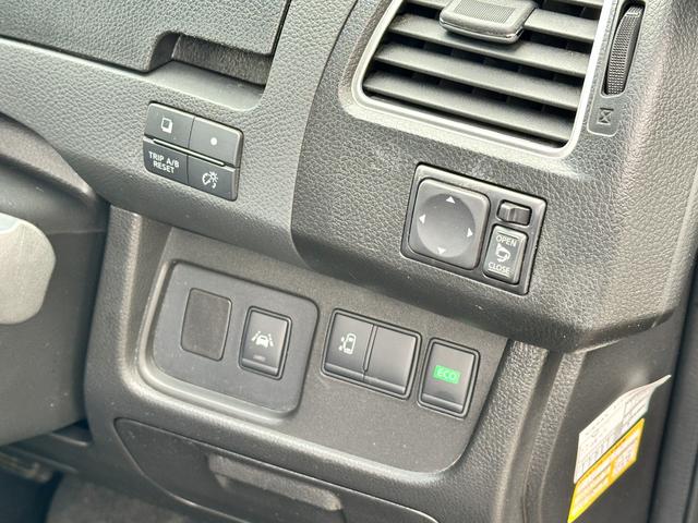 セレナ ハイウェイスター S-ハイブリッド 車検2年 1年保証 修復歴なし 禁煙車 ナビ TV ETC 左側電動スライドドア スマートキー 3列シート CVT アルミ 盗難防止システム(36枚目)