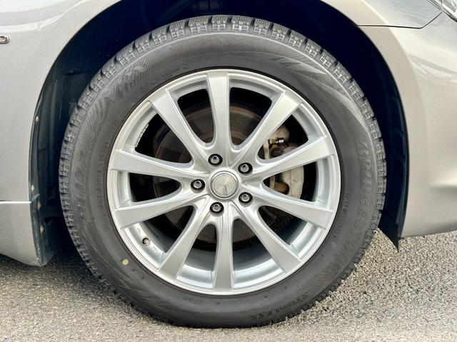 NISSAN FUGA HYBRID BASE GRADE