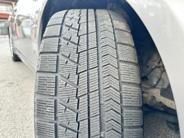 NISSAN FUGA HYBRID BASE GRADE