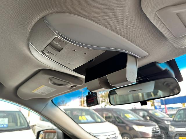 NISSAN FUGA HYBRID BASE GRADE