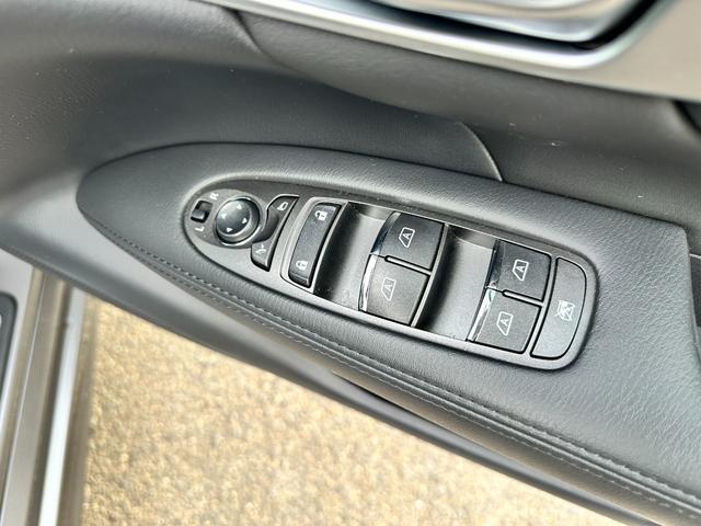 NISSAN FUGA HYBRID BASE GRADE