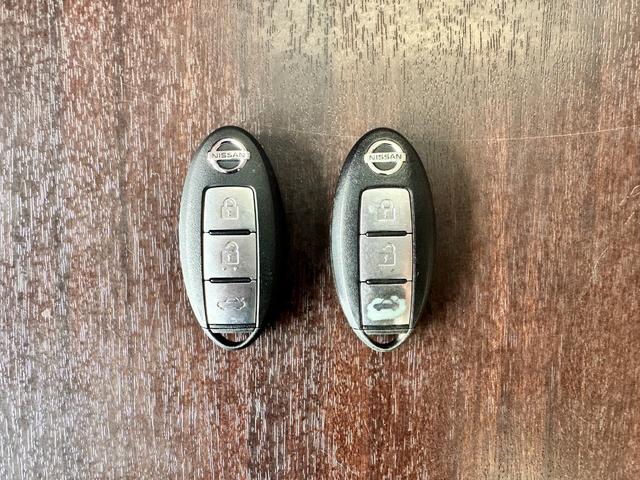 NISSAN FUGA HYBRID BASE GRADE