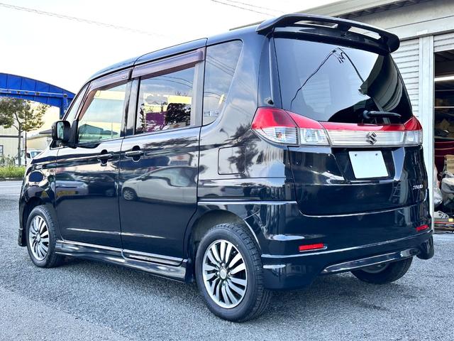 ソリオ Ｘ　車検２年　１ヶ月保証　修復歴なし　禁煙車　片側パワースライドドア　スマートキー　ベンチシート　ＡＴ　盗難防止システム　ＣＤ　アルミホイール　衝突安全ボディ　エアコン　パワーステアリング（3枚目）