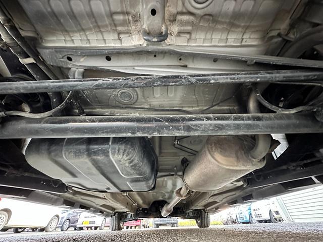 ソリオ Ｘ　車検２年　１ヶ月保証　修復歴なし　禁煙車　片側パワースライドドア　スマートキー　ベンチシート　ＡＴ　盗難防止システム　ＣＤ　アルミホイール　衝突安全ボディ　エアコン　パワーステアリング（42枚目）