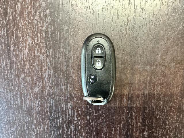ソリオ Ｘ　車検２年　１ヶ月保証　修復歴なし　禁煙車　片側パワースライドドア　スマートキー　ベンチシート　ＡＴ　盗難防止システム　ＣＤ　アルミホイール　衝突安全ボディ　エアコン　パワーステアリング（43枚目）