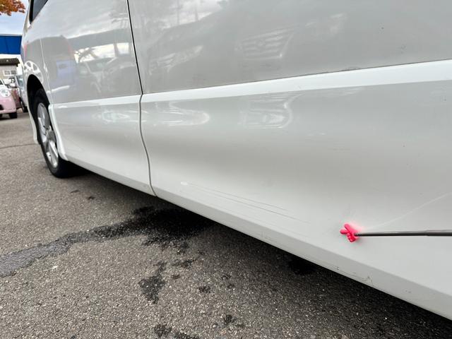 セレナ ハイウェイスター　車検２年　１ヶ月保証　修復歴なし　禁煙車　ナビ　ＴＶ　バックカメラ　ＥＴＣ　両側電動スライドドア　スマートキー　３列シート　ＣＶＴ　アルミ　盗難防止システム（10枚目）