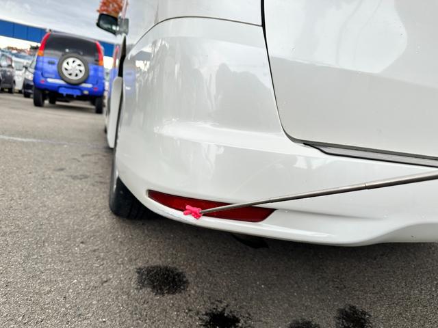 セレナ ハイウェイスター　車検２年　１ヶ月保証　修復歴なし　禁煙車　ナビ　ＴＶ　バックカメラ　ＥＴＣ　両側電動スライドドア　スマートキー　３列シート　ＣＶＴ　アルミ　盗難防止システム（11枚目）