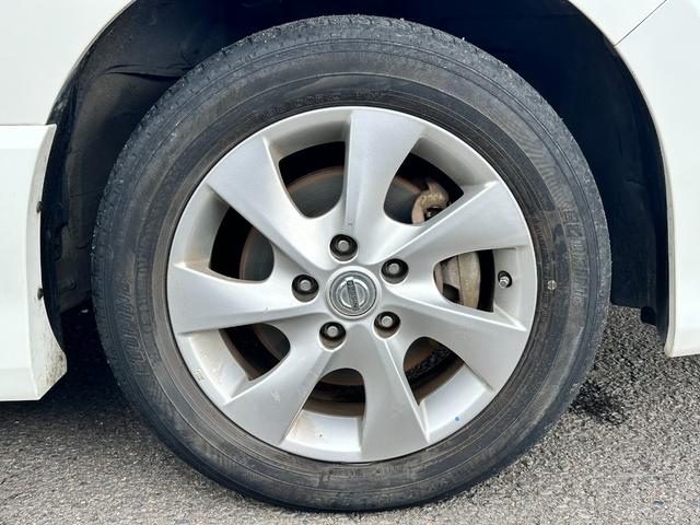 セレナ ハイウェイスター　車検２年　１ヶ月保証　修復歴なし　禁煙車　ナビ　ＴＶ　バックカメラ　ＥＴＣ　両側電動スライドドア　スマートキー　３列シート　ＣＶＴ　アルミ　盗難防止システム（14枚目）