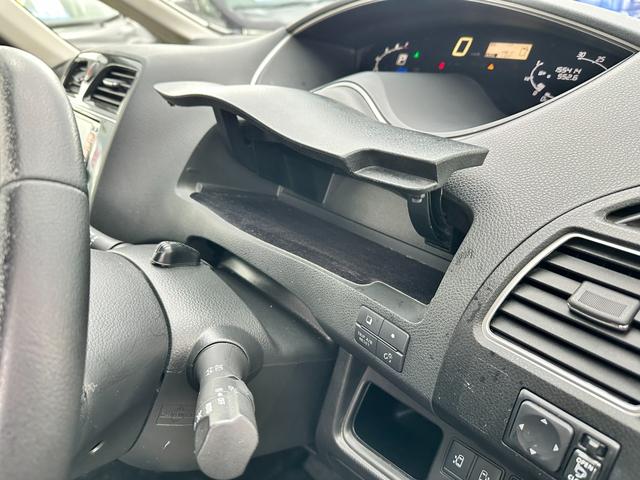 セレナ ハイウェイスター　車検２年　１ヶ月保証　修復歴なし　禁煙車　ナビ　ＴＶ　バックカメラ　ＥＴＣ　両側電動スライドドア　スマートキー　３列シート　ＣＶＴ　アルミ　盗難防止システム（28枚目）