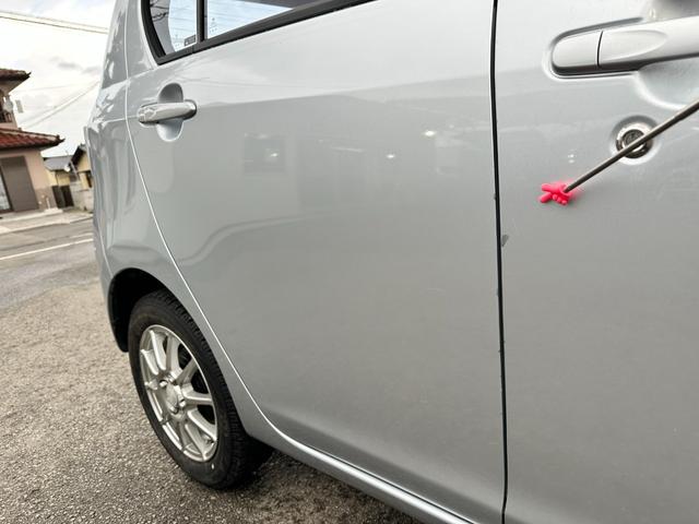 ミライース Ｘｆ　４ＷＤ　車検２年　１年保証　修復歴なし　禁煙車　キーレスキー　アイドリングストップ　ＣＶＴ　盗難防止システム　ＡＢＳ　ＣＤ　衝突安全ボディ　エアコン　パワステ（11枚目）