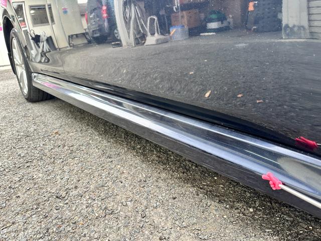 �I�����C���\��𐥔񂲊��p���������I�@�X�ܓ��̓M���E�M���E�ɎԂ��l�܂��Ă���̂ŁA��ɂ��\�񂢂�������ƁA�L���ꏊ�Ō��₷���悤�ɏ����������܂��B