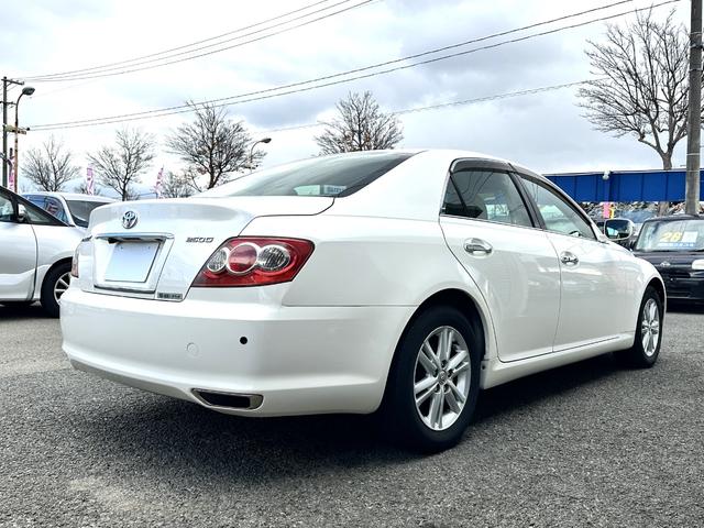 マークＸ ２５０Ｇ　Ｆパッケージスマートエディション　車検２年　１ヶ月保証　ＥＴＣ　ナビ　ＴＶ　衝突被害軽減システム　アルミ　スマートキー　電動格納ミラー　ＣＶＴ　盗難防止システム　衝突安全ボディ　ＡＢＳ（4枚目）