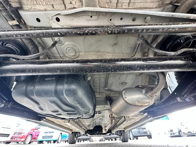 アルト F 車検2年 1ヶ月保証 修復歴なし スマートキー 電動格納ミラー ベンチシート 盗難防止システム ABS 衝突安全ボディ エアコン(40枚目)