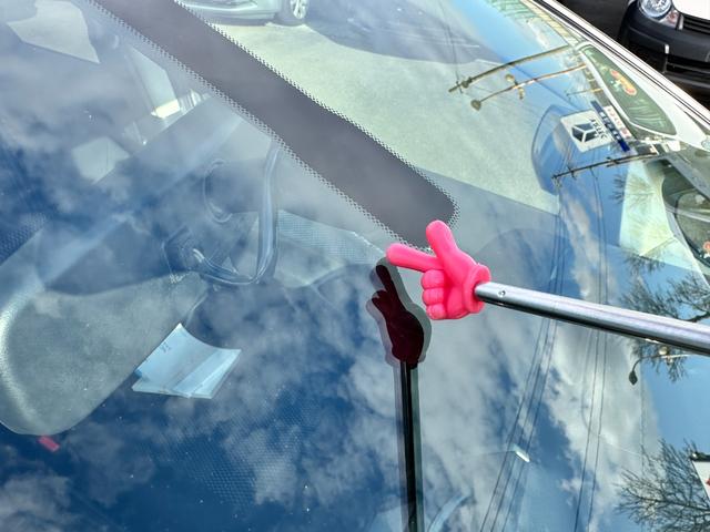 ノート 車検2年 1年保証 修復歴なし ナビ TV スマートキー アイドリングストップ 電動格納ミラー CVT 盗難防止システム 衝突安全ボディ ABS(9枚目)