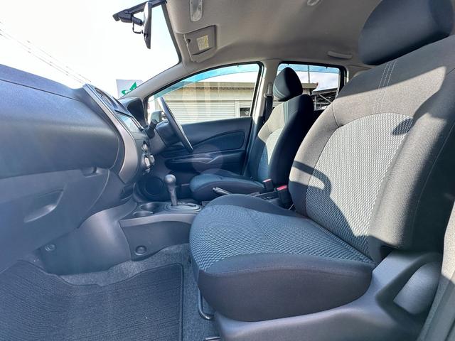 ノート 車検2年 1年保証 修復歴なし ナビ TV スマートキー アイドリングストップ 電動格納ミラー CVT 盗難防止システム 衝突安全ボディ ABS(33枚目)