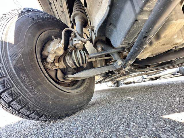 アルト ＥＩＩ　５速マニュアル　車検２年　１ヶ月保証　修復歴なし　禁煙車　キーレスキー　盗難防止システム　ＡＢＳ　衝突安全ボディ　エアコン（40枚目）