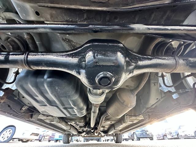 ピクシスエポック 4WD 車検2年 1年保証 修復歴なし 禁煙車 キーレスキー アイドリングストップ CVT 盗難防止システム ABS CD 衝突安全ボディ エアコン パワステ(39枚目)