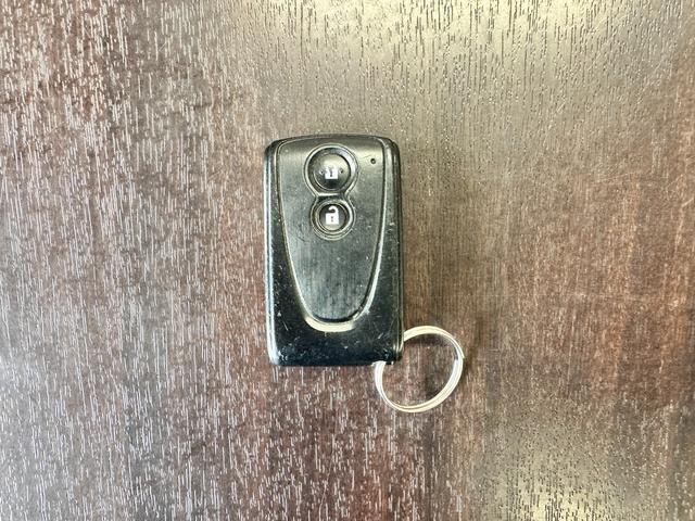 ピクシスエポック 4WD 車検2年 1年保証 修復歴なし 禁煙車 キーレスキー アイドリングストップ CVT 盗難防止システム ABS CD 衝突安全ボディ エアコン パワステ(40枚目)