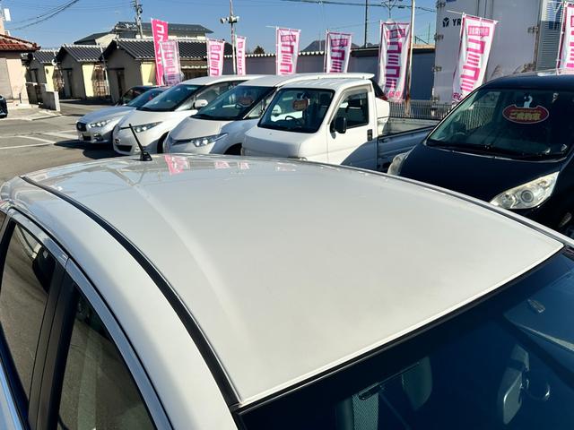 ノート Ｘ　車検２年　１年保証　修復歴なし　禁煙車　ナビ　ＴＶ　スマートキー　アイドリングストップ　電動格納ミラー　ＣＶＴ　盗難防止システム　衝突安全ボディ　ＡＢＳ（8枚目）