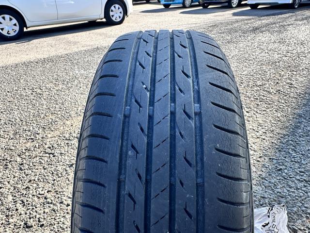 ノート Ｘ　車検２年　１年保証　修復歴なし　禁煙車　ナビ　ＴＶ　スマートキー　アイドリングストップ　電動格納ミラー　ＣＶＴ　盗難防止システム　衝突安全ボディ　ＡＢＳ（16枚目）