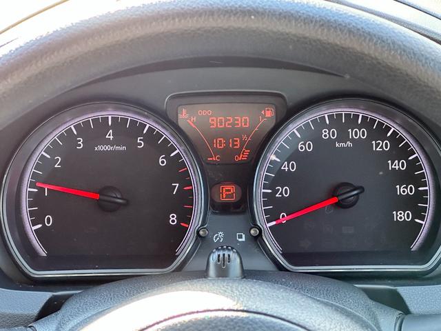 ノート Ｘ　車検２年　１年保証　修復歴なし　禁煙車　ナビ　ＴＶ　スマートキー　アイドリングストップ　電動格納ミラー　ＣＶＴ　盗難防止システム　衝突安全ボディ　ＡＢＳ（29枚目）