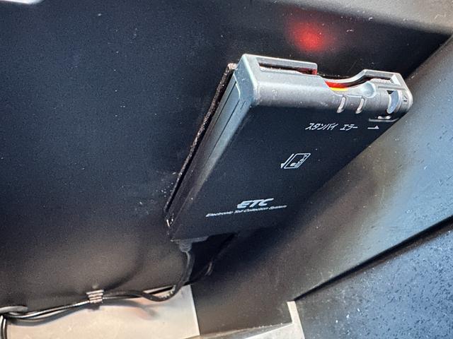 ノート Ｘ　車検２年　１年保証　修復歴なし　禁煙車　ナビ　ＴＶ　スマートキー　アイドリングストップ　電動格納ミラー　ＣＶＴ　盗難防止システム　衝突安全ボディ　ＡＢＳ（32枚目）