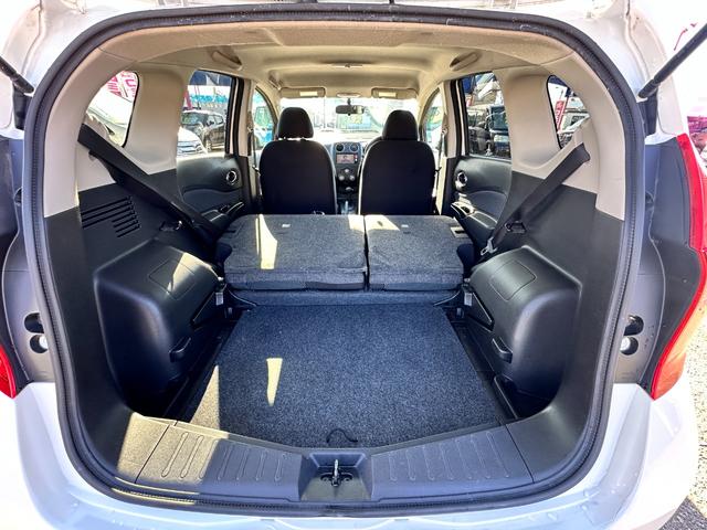 ノート Ｘ　車検２年　１年保証　修復歴なし　禁煙車　ナビ　ＴＶ　スマートキー　アイドリングストップ　電動格納ミラー　ＣＶＴ　盗難防止システム　衝突安全ボディ　ＡＢＳ（40枚目）