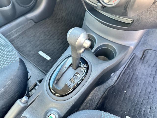 ノート X DIG-S 車検2年 1年保証 修復歴あり 禁煙車 ナビ TV スマートキー アイドリングストップ 電動格納ミラー CVT 盗難防止システム 衝突安全ボディ ABS(24枚目)