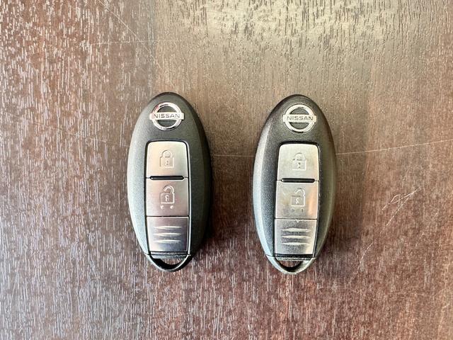 ノート X DIG-S 車検2年 1年保証 修復歴あり 禁煙車 ナビ TV スマートキー アイドリングストップ 電動格納ミラー CVT 盗難防止システム 衝突安全ボディ ABS(45枚目)