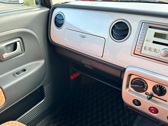 スピアーノ GS 車検2年 1ヶ月保証 修復歴なし 禁煙車 キーレスキー 盗難防止システム ABS CD 衝突安全ボディ エアコン パワステ(19枚目)