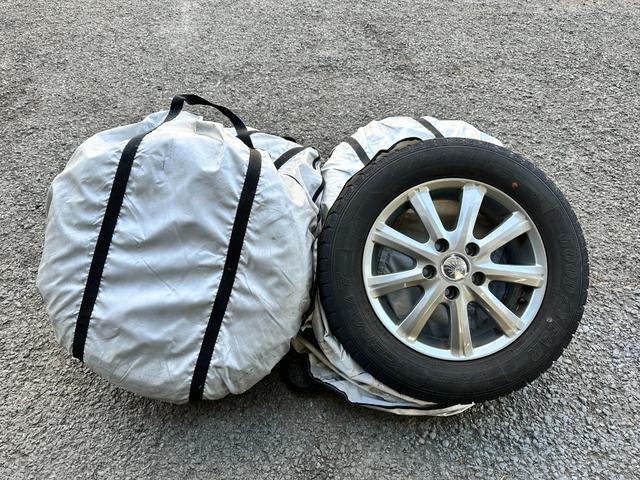 セレナ ハイウェイスター　車検２年　１ヶ月保証　修復歴なし　禁煙車　ナビ　ＴＶ　バックカメラ　ＥＴＣ　両側電動スライドドア　スマートキー　３列シート　ＣＶＴ　アルミ　盗難防止システム（16枚目）