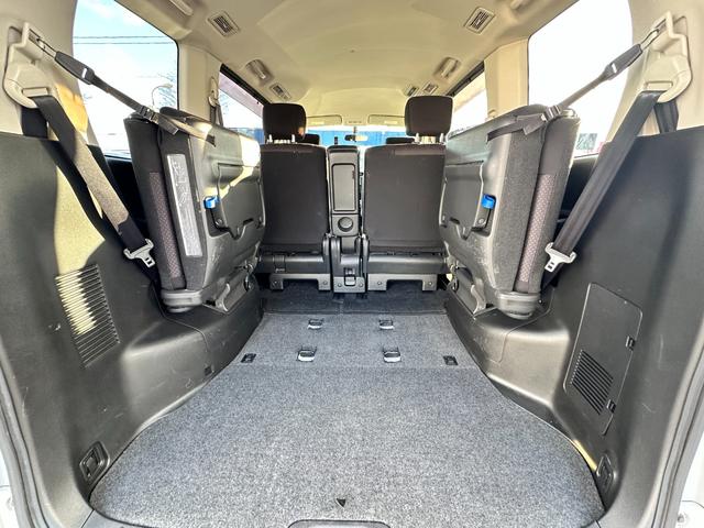 セレナ ハイウェイスター　車検２年　１ヶ月保証　修復歴なし　禁煙車　ナビ　ＴＶ　バックカメラ　ＥＴＣ　両側電動スライドドア　スマートキー　３列シート　ＣＶＴ　アルミ　盗難防止システム（43枚目）