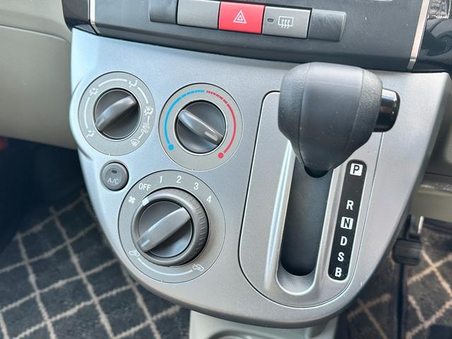 ミラ Ｘ　４ＷＤ　車検２年　１ヶ月保証　修復歴なし　禁煙車　スマートキー　電動格納ミラー　ＣＶＴ　盗難防止システム　ＡＢＳ　衝突安全ボディ　エアコン（24枚目）