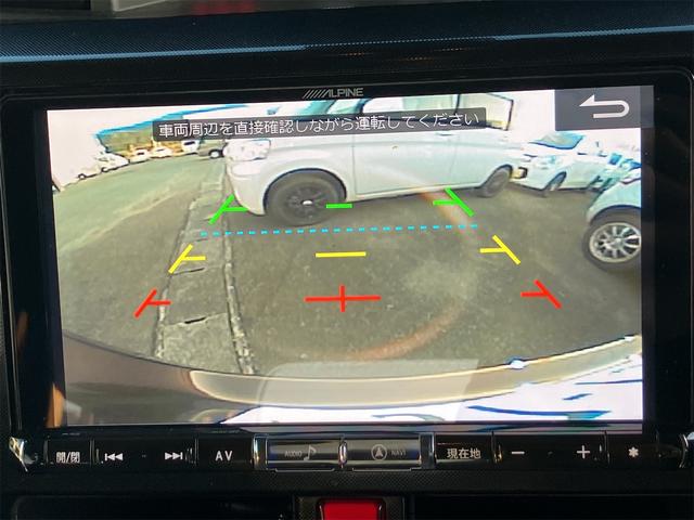 バックカメラも付いています。駐車の時に便利なのはもちろんの事、後方死角にいる子供たちに気が付くことができるので安心安全ですね