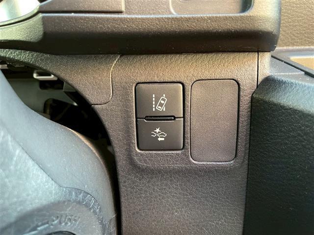 サクシードバン ＵＬ　社外ナビ　ＥＴＣ　社外フロアマット　運転席パワーウィンドウ　純正スチールホイール　トヨタセーフティーセンス（9枚目）