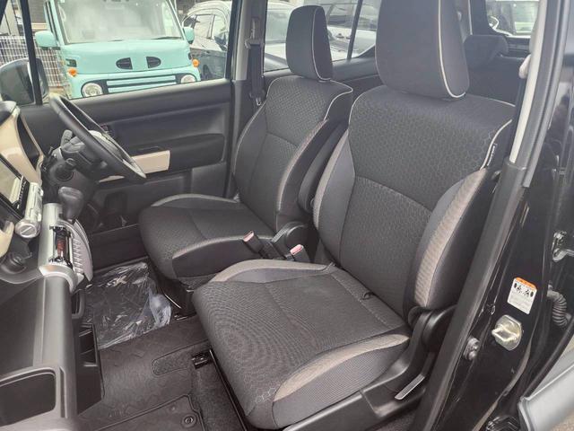 クロスビー ハイブリッドMZ ワンオーナーLEDヘッドライトフォグライト全方位カメラパドルシフトスズキセーフティ純正8インチナビCD/DVD/BT/フルセグTVETC純正ラバーマットクリアランスソナー前(17枚目)