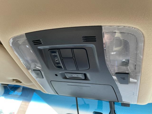 アルファードハイブリッド Ｘ　社外ナビ　Ｂｌｕｅｔｏｏｔｈ／ＣＤ／ＤＶＤ／フルセグＴＶ　バックカメラ　レーダークルーズコントロール　４ＷＤ　片側パワースライドドア　前方ドライブレコーダー　ＥＴＣ　ＡＶＨ　二列目オットマン　エンスタ（12枚目）