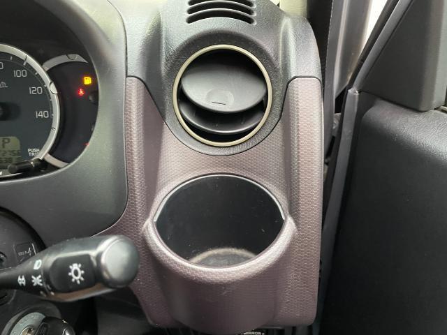 パジェロミニ ナビエディションＶＲ　４ＷＤ　純正ＳＤナビ　ＣＤ／ＤＶＤ／ワンセグＴＶ　電動格納ミラー　ライトレベライザー　ドアバイザー　キーレス　リモコンキー　ハロゲンヘッドライト　Ｗエアバック　ルーフレール　背面タイヤ　ＡＢＳ（7枚目）