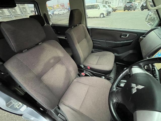 パジェロミニ ナビエディションＶＲ　４ＷＤ　純正ＳＤナビ　ＣＤ／ＤＶＤ／ワンセグＴＶ　電動格納ミラー　ライトレベライザー　ドアバイザー　キーレス　リモコンキー　ハロゲンヘッドライト　Ｗエアバック　ルーフレール　背面タイヤ　ＡＢＳ（17枚目）
