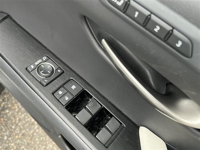ＵＸ ＵＸ２５０ｈ　Ｆスポーツ（20枚目）