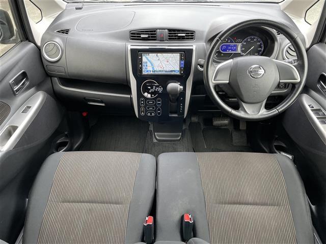 デイズ ハイウェイスター　Ｖセレクション＋セーフティ　社外メモリーナビ（フルセグＴＶ／ＣＤ／ＤＶＤ／Ｂｌｕｅｔｏｏｔｈ）アラウンドビューモニターフォグライト電動格納ミラーシートヒーターフォグライト１４インチアルミＥＴＣアイドリングストップ（2枚目）