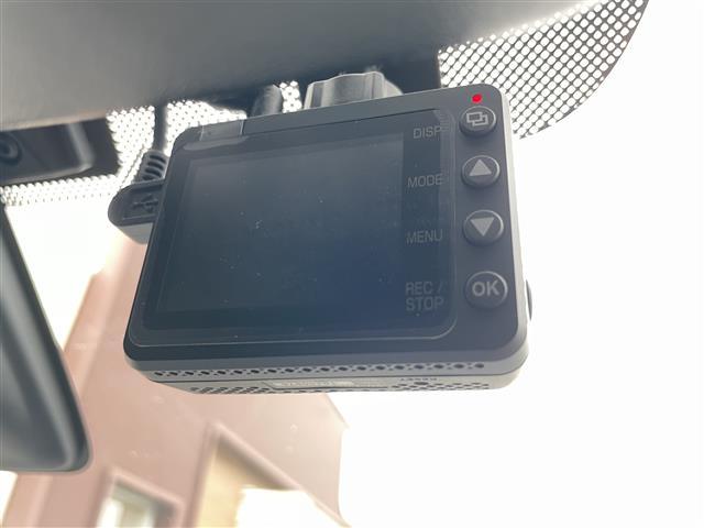デイズ ハイウェイスター　Ｖセレクション＋セーフティ　社外メモリーナビ（フルセグＴＶ／ＣＤ／ＤＶＤ／Ｂｌｕｅｔｏｏｔｈ）アラウンドビューモニターフォグライト電動格納ミラーシートヒーターフォグライト１４インチアルミＥＴＣアイドリングストップ（13枚目）