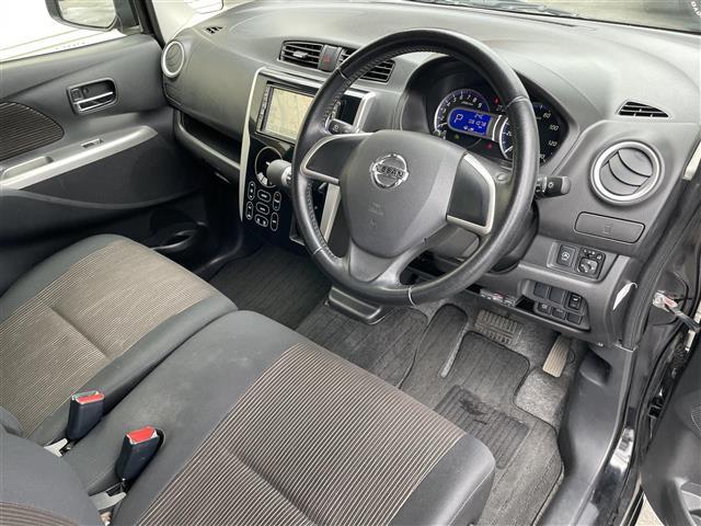 デイズ ハイウェイスター　Ｖセレクション＋セーフティ　社外メモリーナビ（フルセグＴＶ／ＣＤ／ＤＶＤ／Ｂｌｕｅｔｏｏｔｈ）アラウンドビューモニターフォグライト電動格納ミラーシートヒーターフォグライト１４インチアルミＥＴＣアイドリングストップ（19枚目）