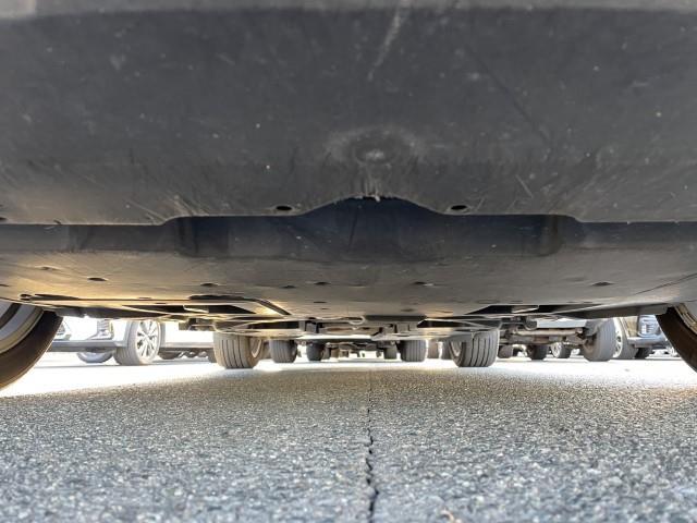 Ｃ－ＨＲ Ｇ　純正ＳＤナビ　フルセグＴＶ　レーダークルーズコントロール　シートヒーター　バックカメラ　ＢＳＭ　衝突軽減ブレーキ　レーンキープアシスト　ビルドインＥＴＣ　純正１８インチアルミホイール（34枚目）