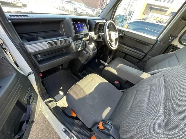 N-VAN+スタイル クール・ホンダセンシング 4WD 純正ナビ(BT/CD/DVD/フルセグ) 前方ドラレコ バックカメラ 後方コーナーセンサー フルフラットシート レーダークルーズコントロール スマートキー 両側スライドドア電動格納ミラー(20枚目)