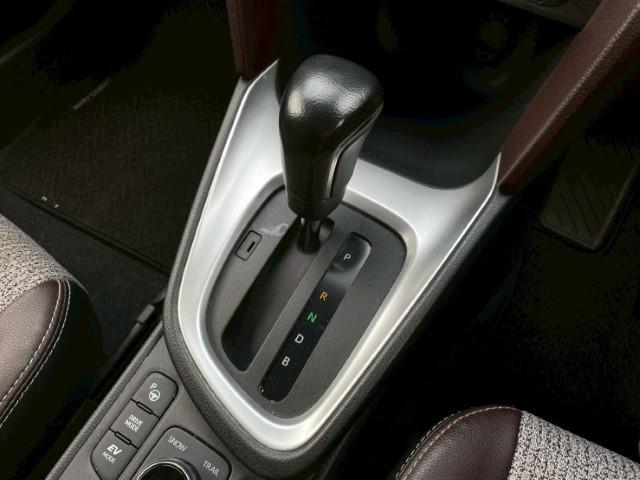 ヤリスクロス ハイブリッドZ 純正ディスプレイオーディオ フルセグTV/CD/DVD/Bluetooth 全方位カメラ レーダークルーズコントロール シートヒーター BSM HUD オートハイビーム LEDヘッドライト(10枚目)